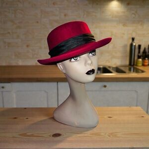 Vintage ARLIN Derby Cloche Madeline Fedora Hat Fascinator Made In USA WOOL